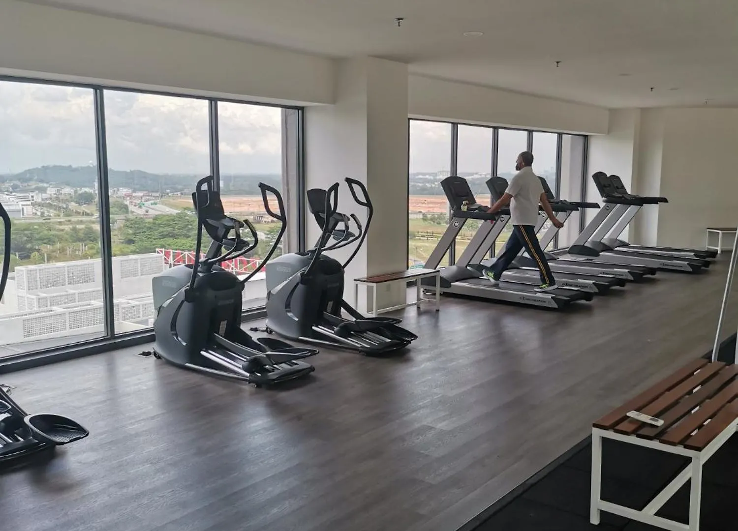 Horizon Suites By Aham Klia Sepang Hshome